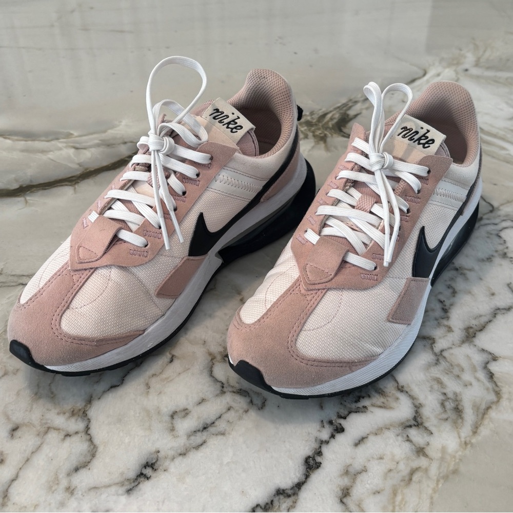 Nike Air Max Pre-Day Light | Women’s | Light Soft Pink
